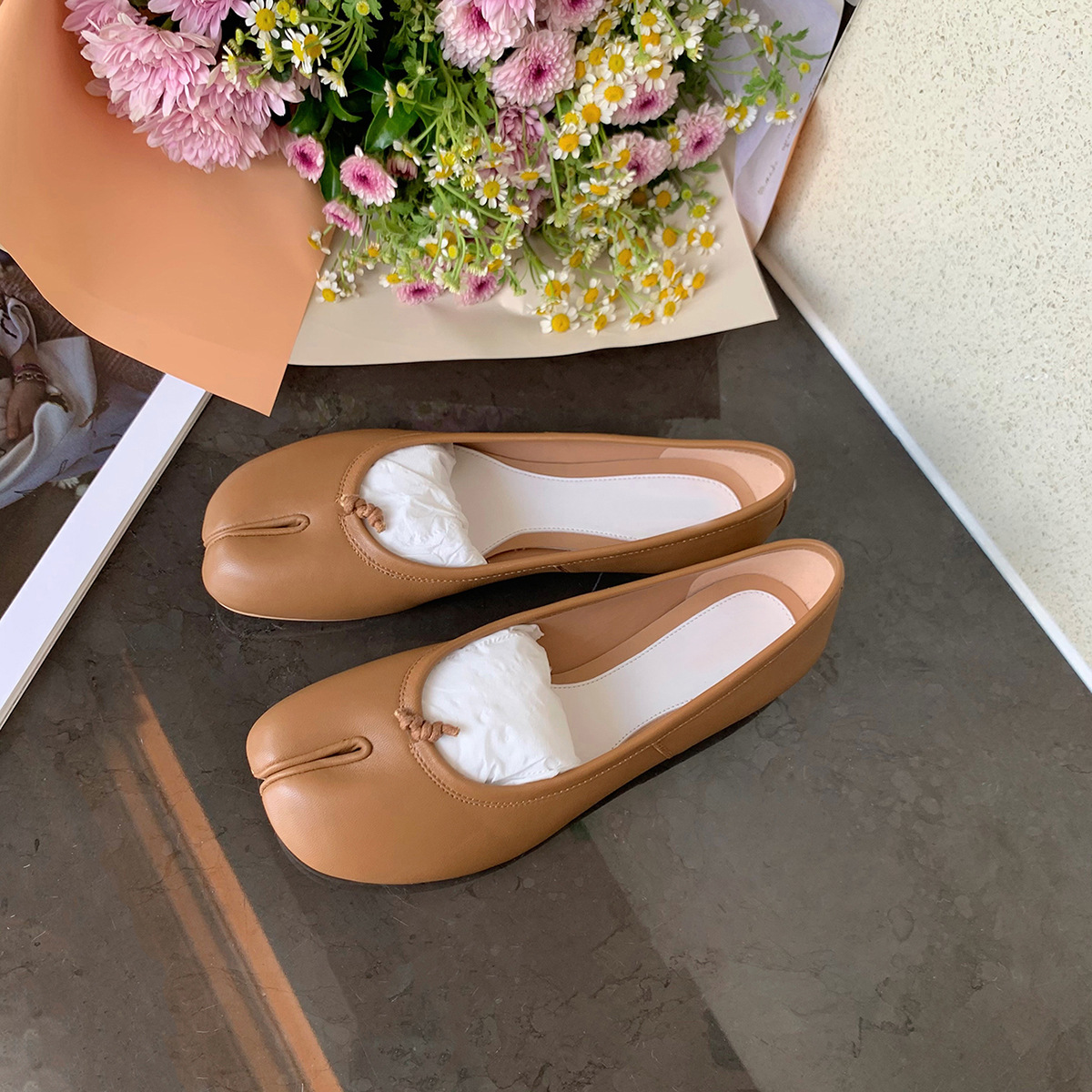 Women'S Shoes Loafers Black - Black Ballets Flats Split Toe Shoes