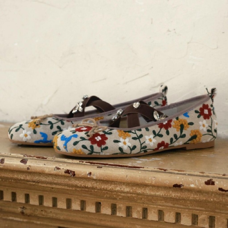 Embroidery Flower Ballet Flats - đánh giá và giá Ballet Flat Women
