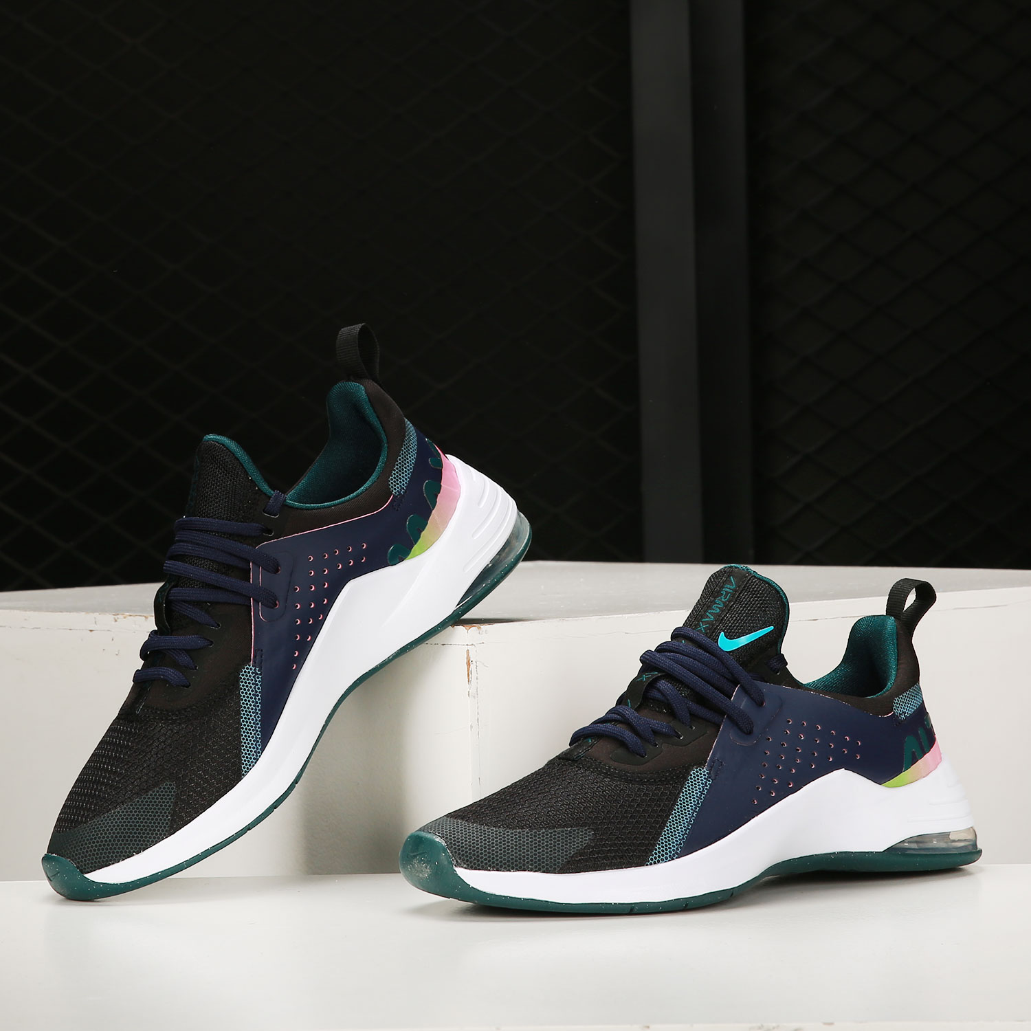 Nike genuine AIR MAX BELLA TR  - đánh giá và giá Women'S Shoes Nike Air Max