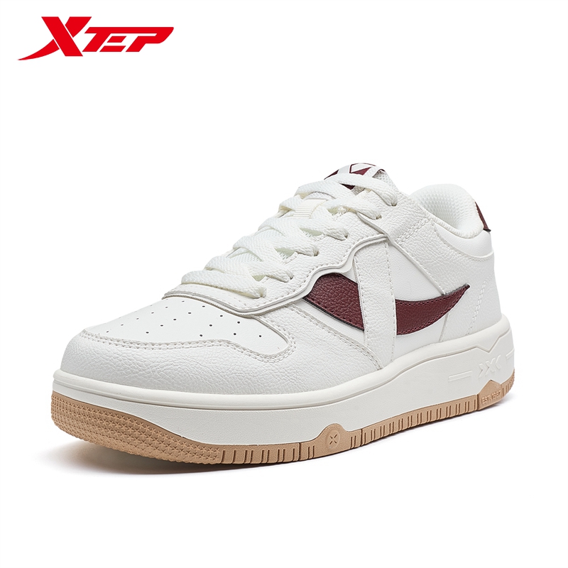 Xtep Outdoor Shoes For Women   - đánh giá và giá Women Shoes Zoom